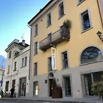 Palazzo 7 Centro Storico No Pet Friendly * Domodossola