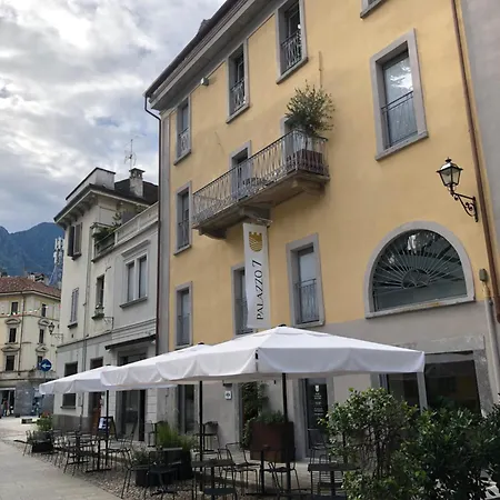 Palazzo 7 Centro Storico No Pet Friendly Lägenhet