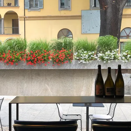Palazzo 7 Centro Storico No Pet Friendly Lägenhet