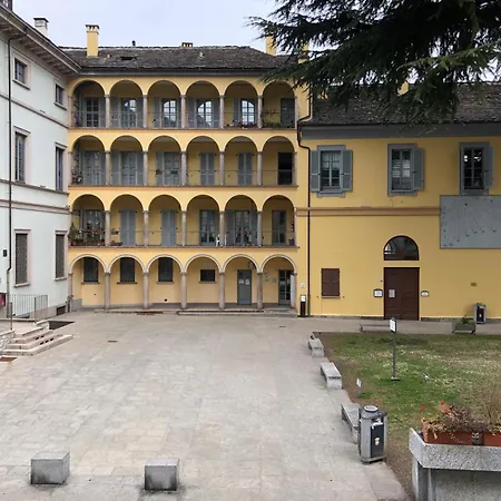 Palazzo 7 Centro Storico No Pet Friendly * Domodossola